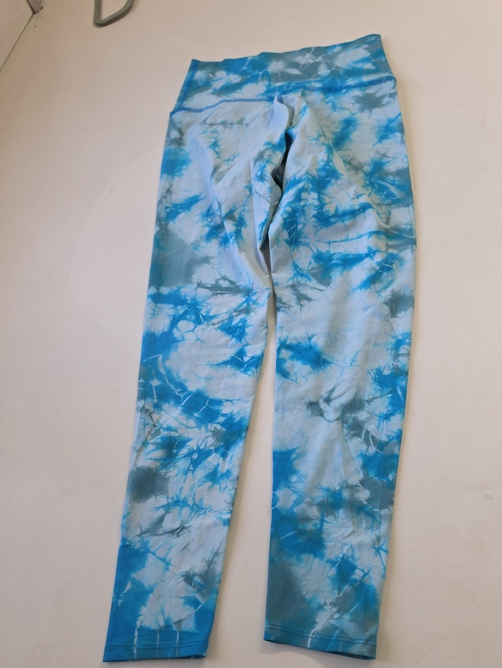 Electric & Rose blue and white tie-dye leggings - Picture 6 of 8